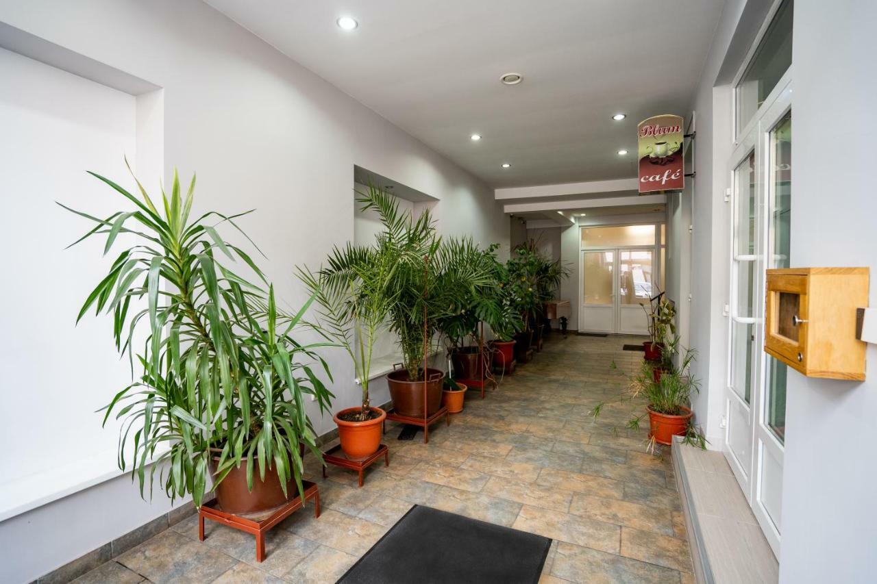 Casa Blum Hotel Lugoj Ngoại thất bức ảnh